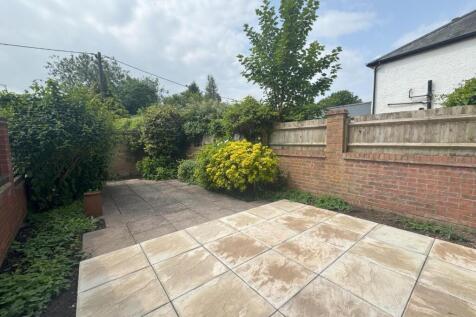 Garden pic 1.jpg