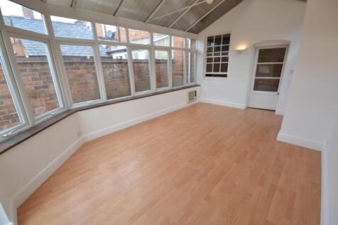 Conservatory pic 2.JPG