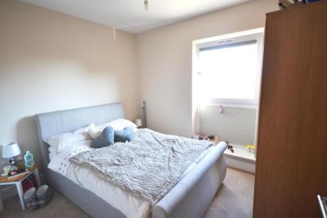 Bedroom.JPG