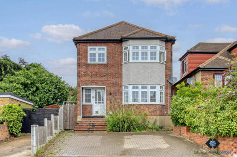 3 bedroom detached house