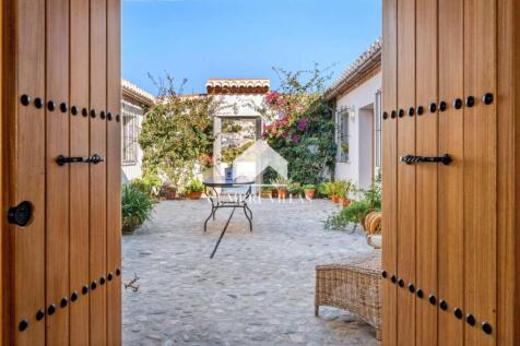 Property Image 4