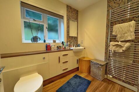 Family Shower Room