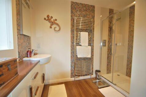 Family Shower Room