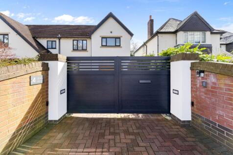 4 MOSS LANE-16.jpg