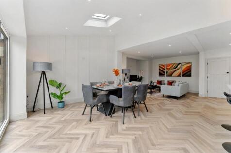 32 PINE ROAD-57.jpg
