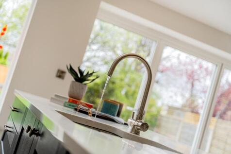 32 PINE ROAD-71.jpg