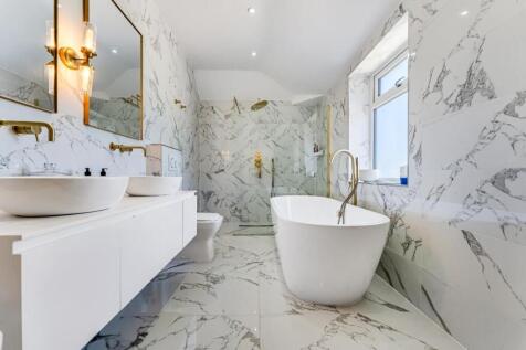 Master en-suite