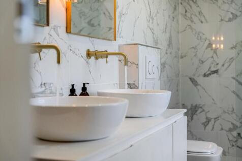 Master En-suite