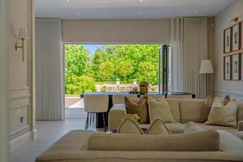 Lounge/ Diner