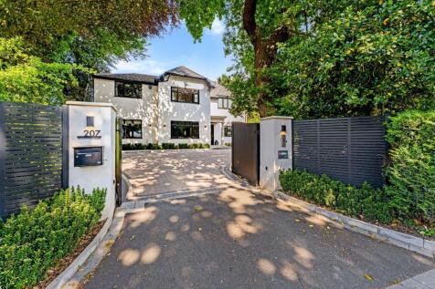 Driveway Entrance