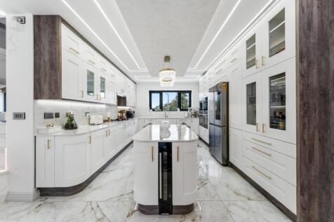 10 LAWTON AVENUE-10.jpg