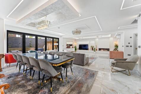 10 LAWTON AVENUE-16.jpg
