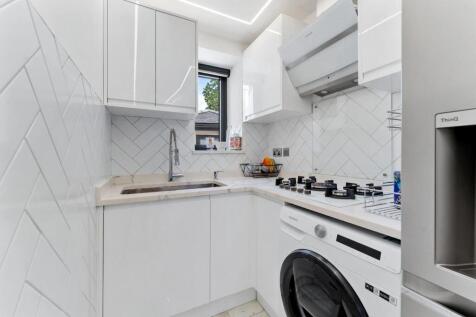 10 LAWTON AVENUE-79.jpg