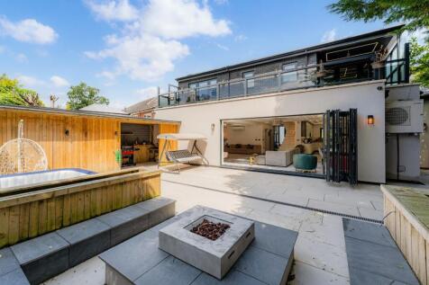 10 LAWTON AVENUE-83.jpg
