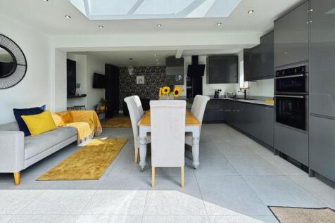 Living Kitchen