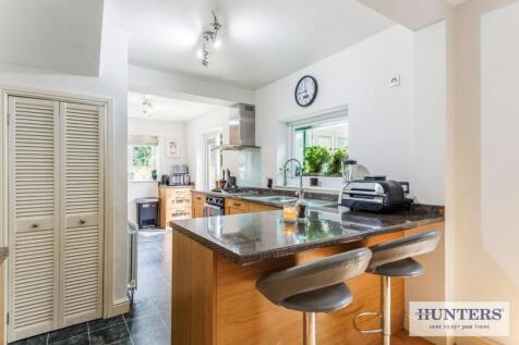 95881_7-West-View-Court-Yeadon (10) - Copy_low.jpg
