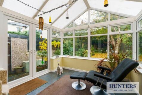 99933_5 Leeds Road Rawdon (10) - Copy_low.jpg