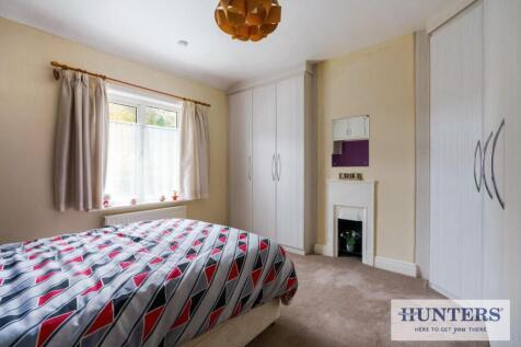 99933_5 Leeds Road Rawdon (14) - Copy_low.jpg