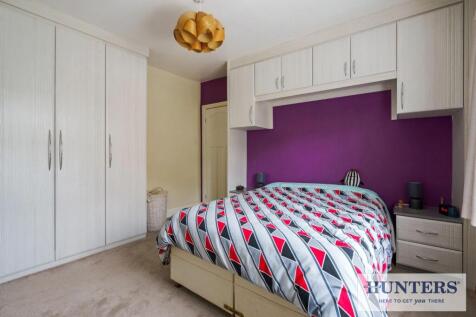 99933_5 Leeds Road Rawdon (15) - Copy_low.jpg