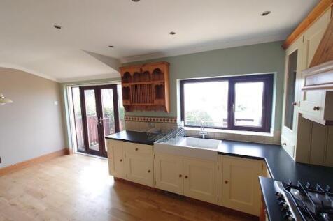 Larkfield kitchen 1.jpg