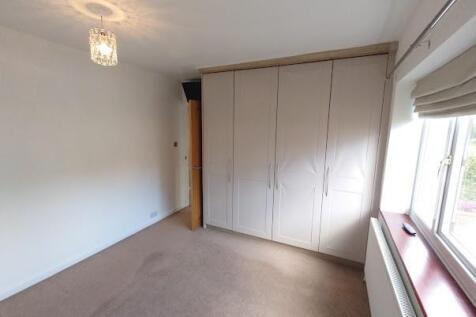 Larkfield bedroom 4.jpg