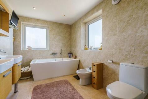 90682_Highfield-House-Cross-Lane  (36)_low.jpg