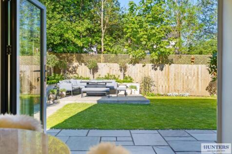 91839_4-Ings-Grove-Guiseley-Leeds  (12) - Copy_low