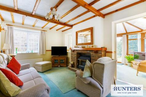 93787_39 Gill Lane Yeadon (11) - Copy_low.jpg