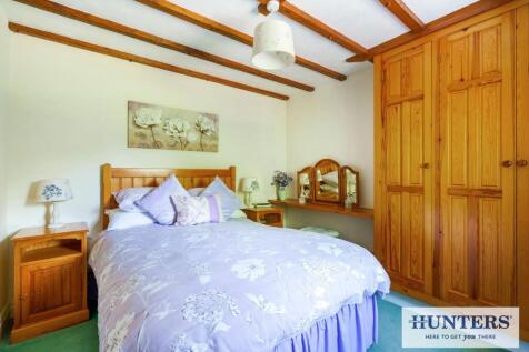 93787_39 Gill Lane Yeadon (21) - Copy_low.jpg