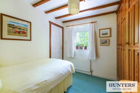 93787_39 Gill Lane Yeadon (23) - Copy_low.jpg