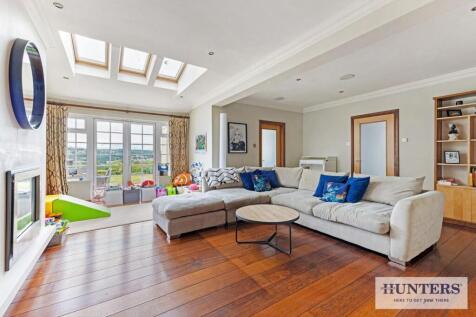 95745_22 Ridgeway Guiseley (4) - Copy_low.jpg