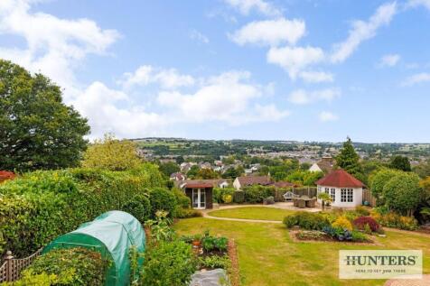 95745_22 Ridgeway Guiseley (27) - Copy_low.jpg