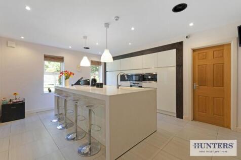 96880_Greenacres-Esholt-Avenue-Guiseley (16) - Cop