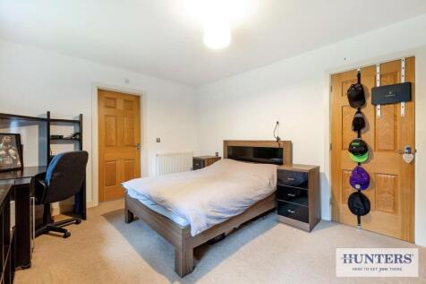 96880_Greenacres-Esholt-Avenue-Guiseley (34) - Cop