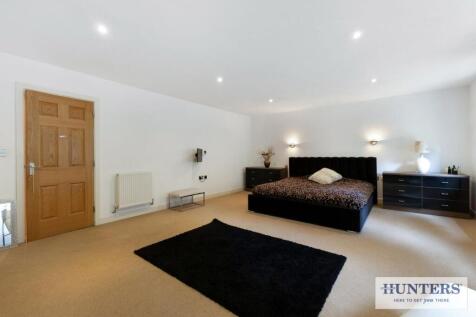 96880_Greenacres-Esholt-Avenue-Guiseley (37) - Cop