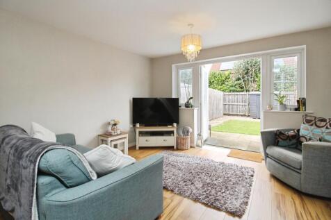 pbox-living_room-332432.JPG