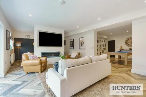 98485_18-Belmont-Grove-Rawdon (7) - Copy_low.jpg