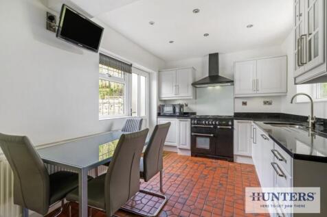 99633_Low Croft Acacia Park Terrace (11) - Copy_lo