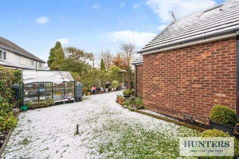 100878_1 Peasehill Close Rawdon-9 - Copy_low.jpg