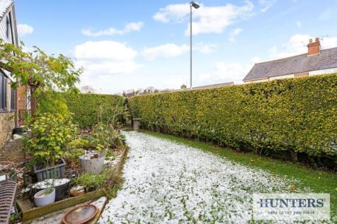 100878_1 Peasehill Close Rawdon-13 - Copy_low.jpg