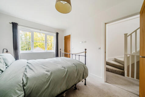 1375327-5-6908859...