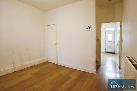 REAR RECEPTION ROOM