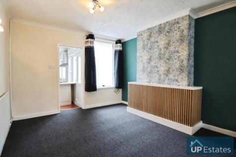 REAR RECEPTION ROOM