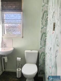fbf09c6c-bathroom.jpg