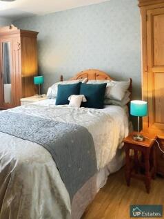 97cf2683-bed 201.jpg