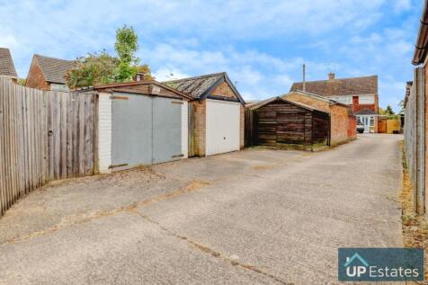 PARKING /REAR ACCESS