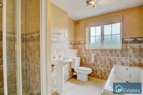 BATH/SHOWER ROOM