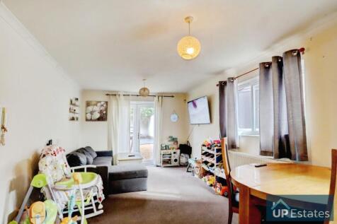 LIVING/DINING