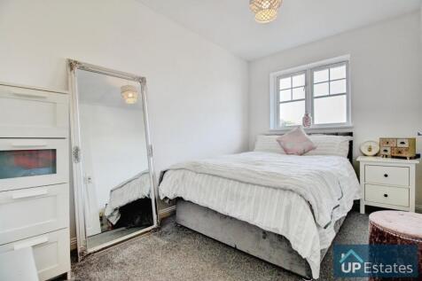 Bedroom2.jpg