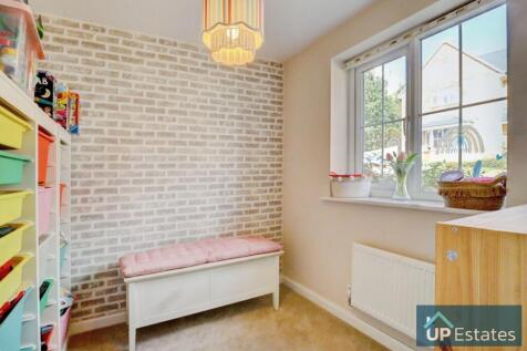 STUDY/PLAYROOM
